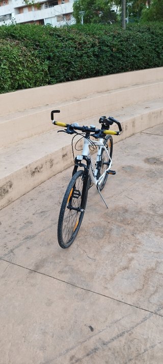 Bicicleta Híbrida Scott Sportster