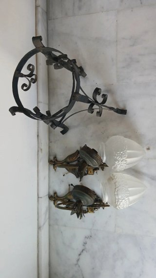Lote de apliques de pared y macetero
