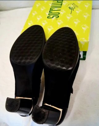 Zapatos Pitillos T39 Tacón Piel Negro con Caja