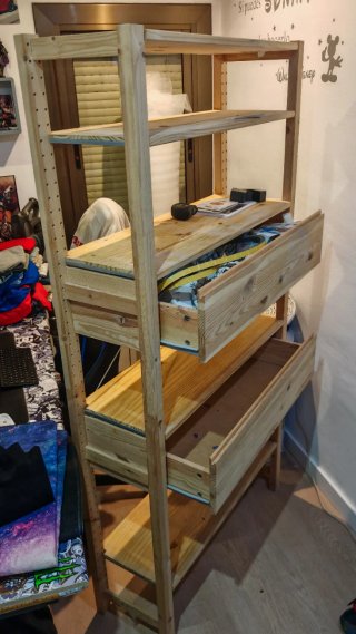 Estantería IKEA IVAR con cajones