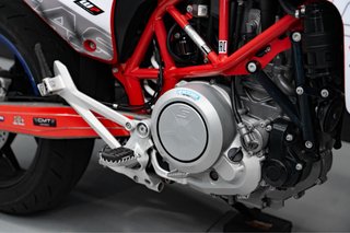 GASGAS SM 700 2023 - 7.800 km - LeoVince