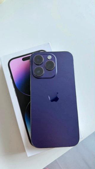 iPhone 14 Pro Morado