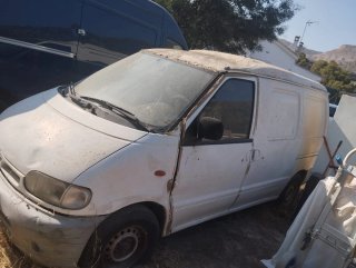 Nissan Vanette 2002