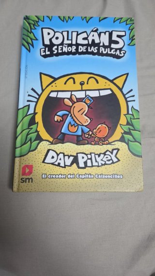 colección de libros de polican