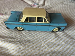 Antiguo Coche Metal Fiat 1800