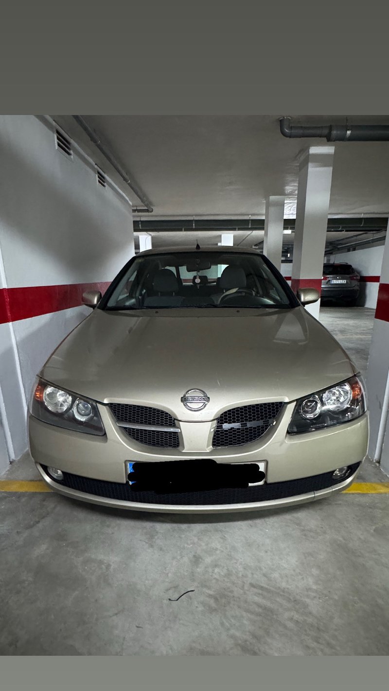 Nissan Almera 2004 - foto 1