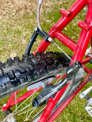 Bicicleta Montaña Specialized Rockhopper Roja