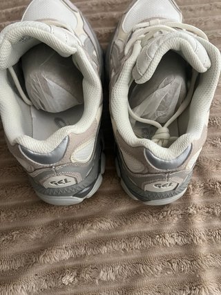 Asics Sneakers vendo por error en el. Numero