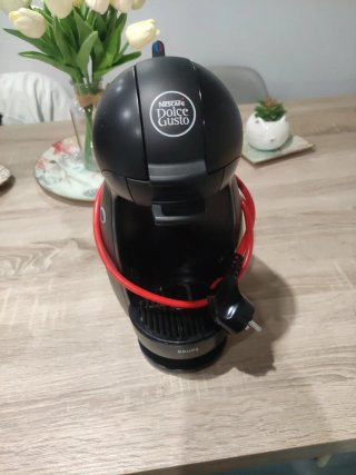 Cafetera Dolce Gusto Krups Negra