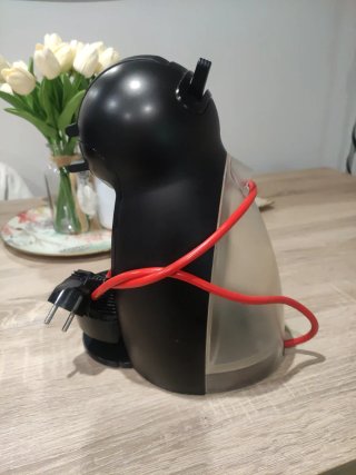 Cafetera Dolce Gusto Krups Negra