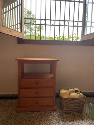 Mueble cajonera de madera