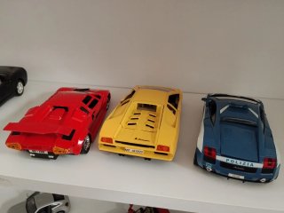 Coches 1/24 a 10€ cada uno