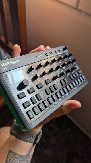 Roland Aira S-1 Sintetizador Compacto