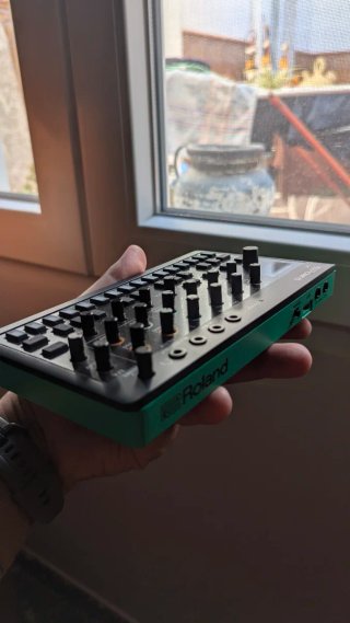 Roland Aira S-1 Sintetizador Compacto