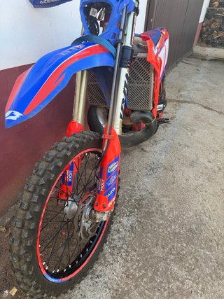 Beta 300 RR 2025 Enduro Moto