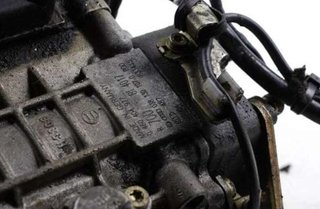 Seat 114048 038130107d bomba inyectora leon (1m1)