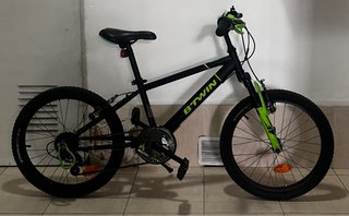 Bicicleta Btwin 6V Racin Boy 20
