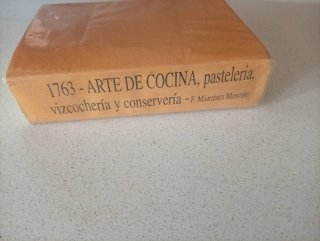 Arte de cocina pasteleria vizcocheria 1763