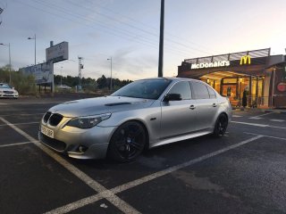 BMW Serie 5 e60 acepto cambios