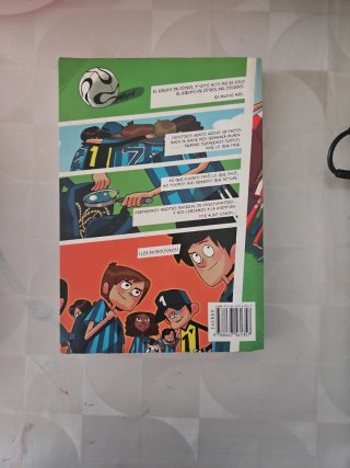 Los Futbolísimos. El misterio de los árbitros d...