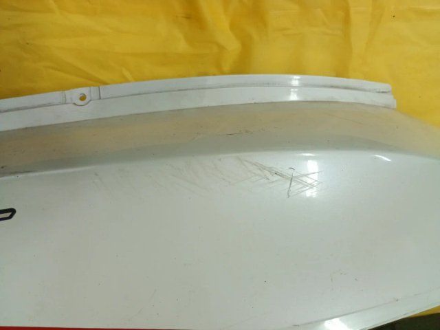 Tapa lateral Honda Vision blanca