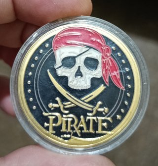 Lote 2 monedas pirata nuevas