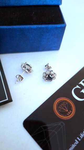 Pendientes Moissanita Negra y Blanca GRA