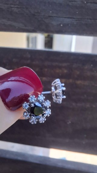 Pendientes Moissanita Negra y Blanca GRA