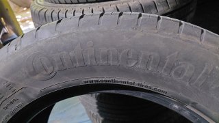 Neumáticos 235/60/18