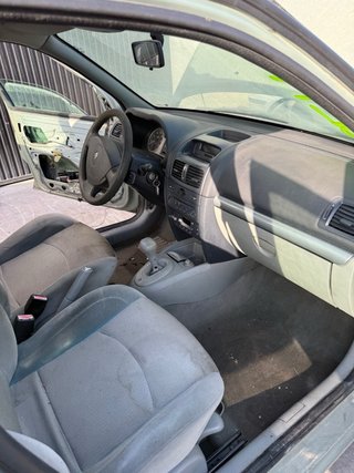Despiece Renault Clio II 1.4  Año 2002