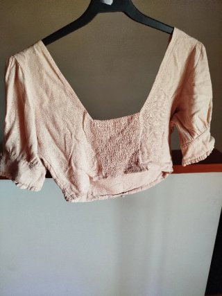 Top corto rosa