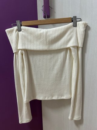 Jersey blanco escote Bardot