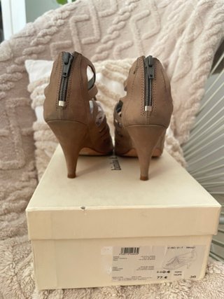 Sandalias de tacón Bimba y Lola Marrones