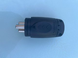 Toma Corriente y Enchufe Garmin Kraken