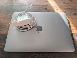 MacBook Air 2020 Intel Core i3 Plata