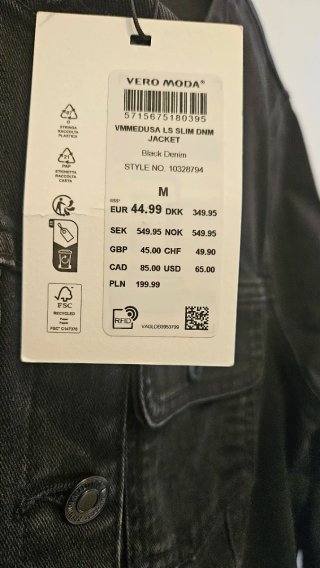 Cazadora vaquera Vero Moda negra