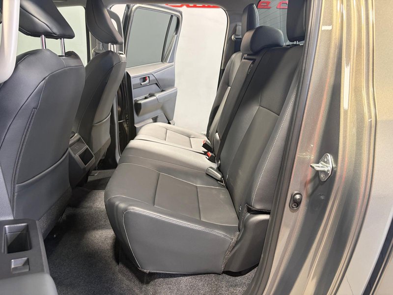 Toyota Hilux 2026, foto 25