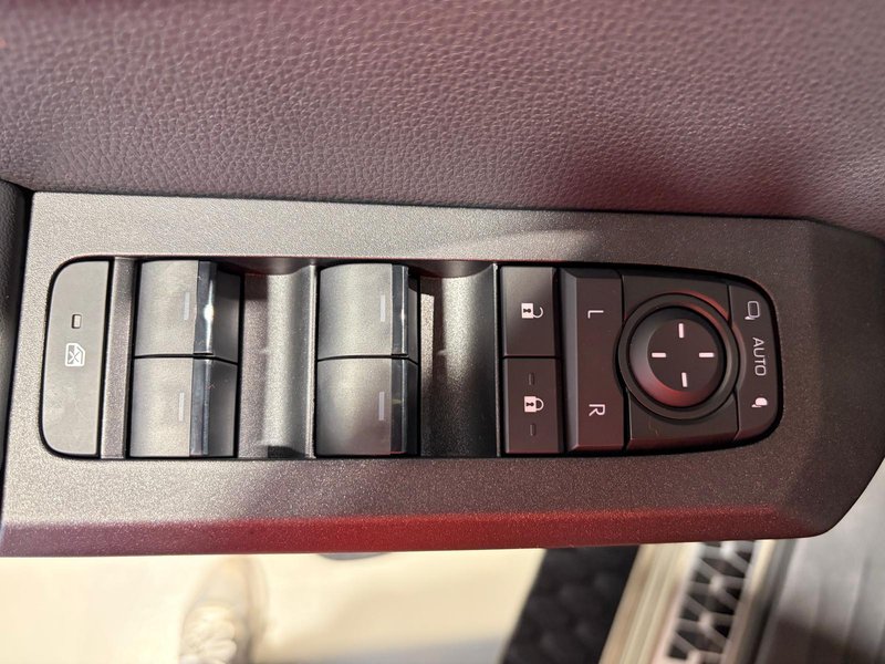 Toyota Hilux 2026, foto 41