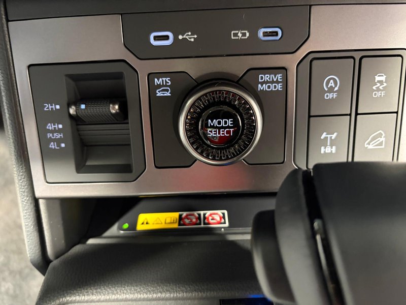Toyota Hilux 2026, foto 49
