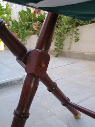 Silla plegable vintage en cuero y madera