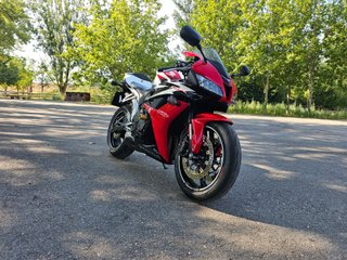 Honda CBR 600RR 2008 Roja y Blanca