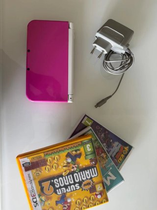 Nintendo 3DS XL Rosa y Cargador