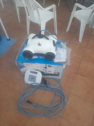 Robot Limpiafondos WYBOT 400 Piscina