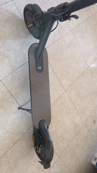 Patinete Eléctrico Xiaomi Gris