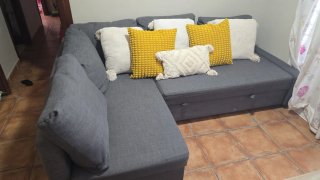 Sofá modular gris con cojines Sofá cama FRIHETEN