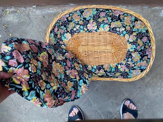 Cesta mimbre perro/gato floral