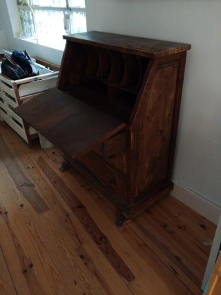 Mueble escritorio de madera