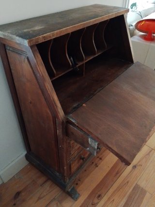 Mueble escritorio de madera