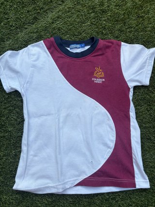 Camiseta corta uniforme escolar Talla 4