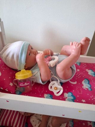 Litera para bebés con bebés incluidos